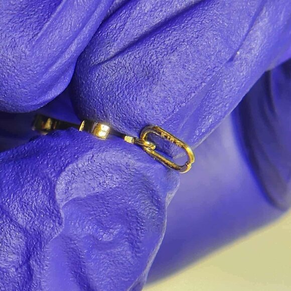 18k gold pendant stethoscope heart design - Picture 16 of 16